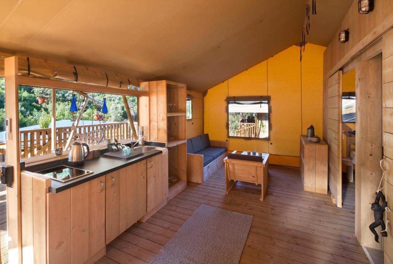 Sea Glamping Hotell Kotor Exteriör bild