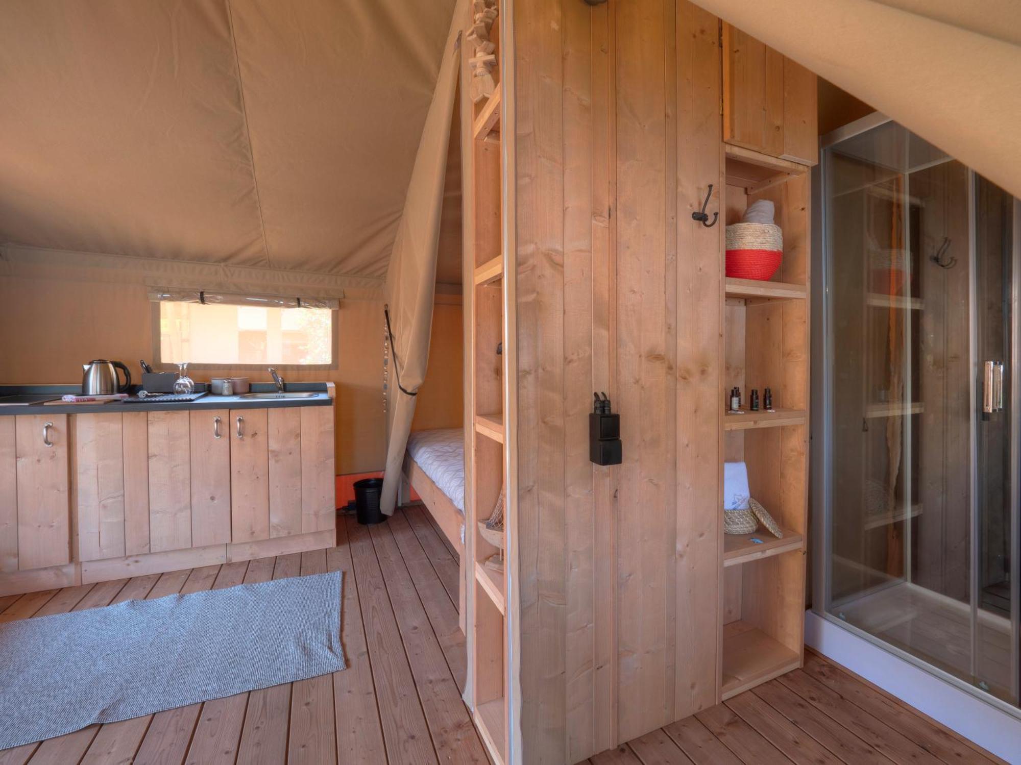 Sea Glamping Hotell Kotor Exteriör bild